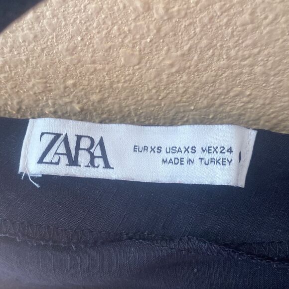 Black long sleeve ruched blouse - Picture 2 of 3